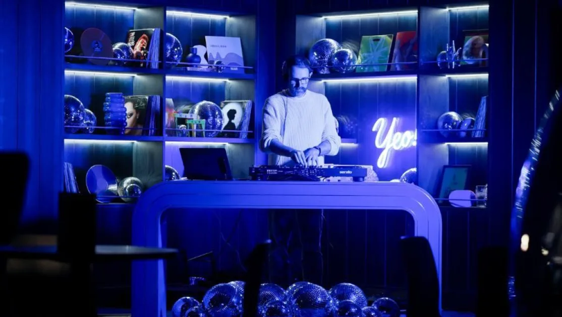 O2 Blueroom